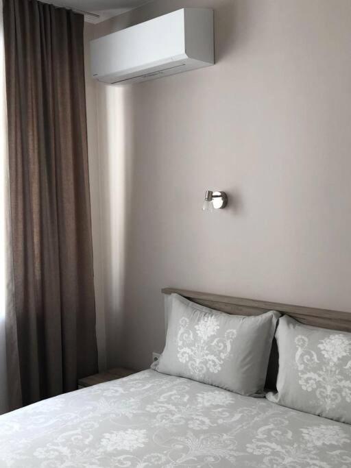 *Hot* Main Square Brand New Luxury Apartment Burgas Exterior photo